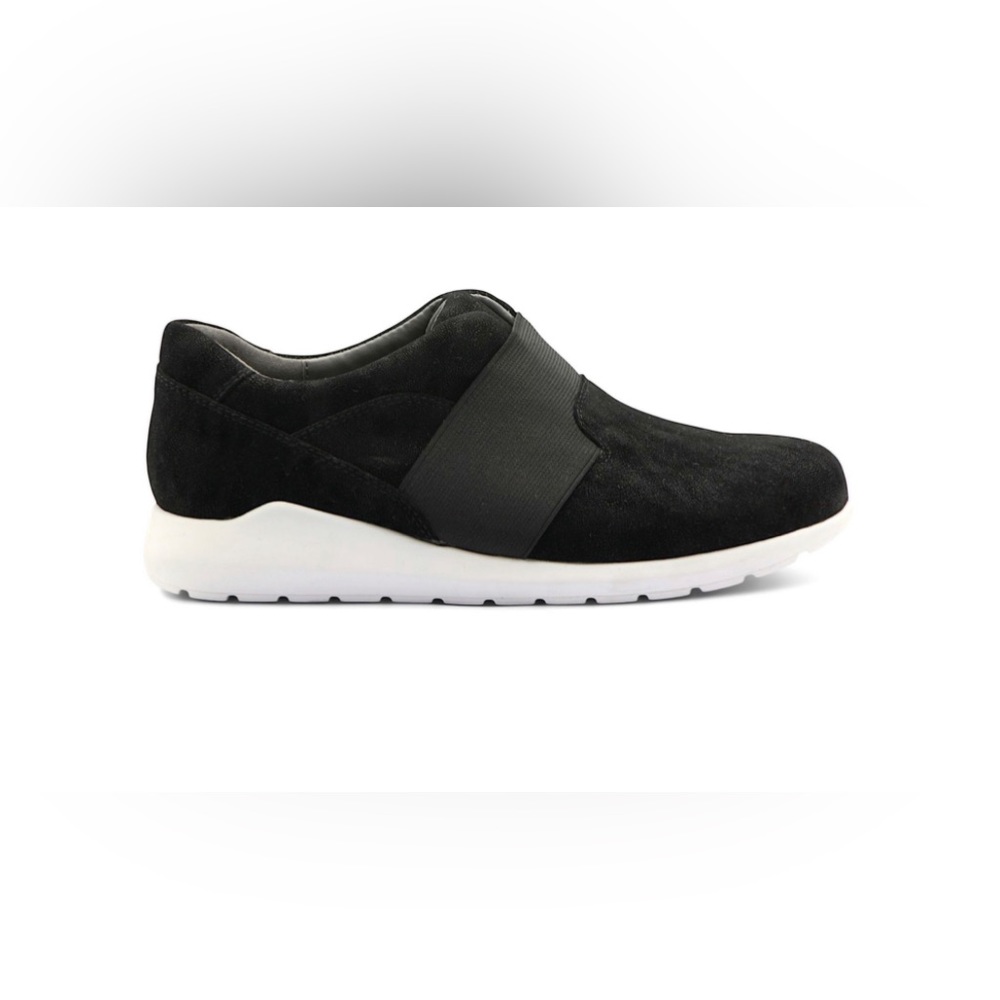 MOOTSIES TOOTSIES Black Cushioned Wander Round Toe Wedge Slip On Sneaker…